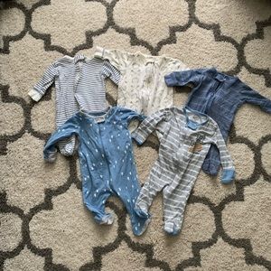 Lot of 5 zipper footies (0-3 months)